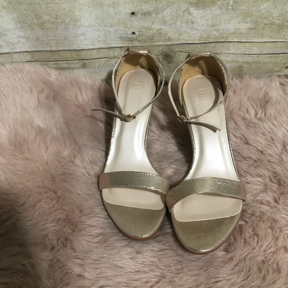 Davids Bridal Heels NWOT - Picture 3 of 7